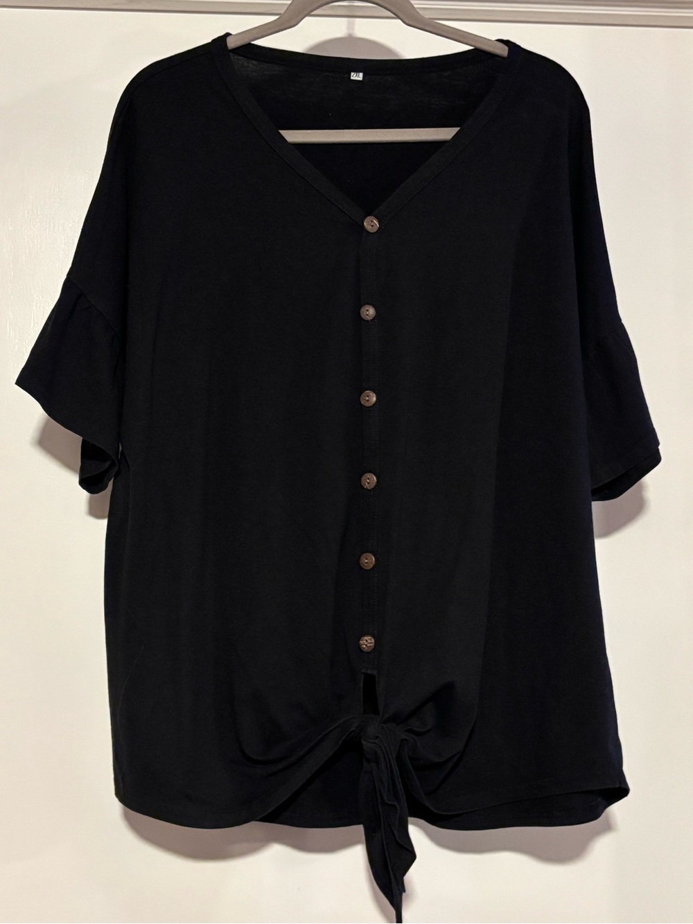 ⭐️Women’s Black Button-Front Top